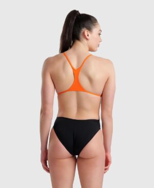 Η ανοιχτή πλάτη Booster Back με πορτοκαλί τιράντες racerback