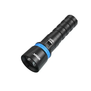 XTAR DS1 1000 φακός κατάδυσης με μπλε δαχτυλίδι και ανάγλυφο σώμα